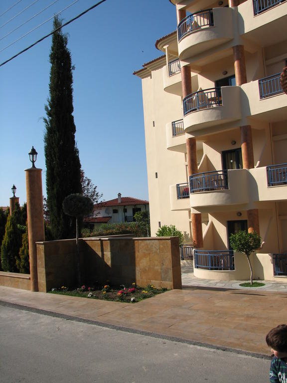 Hotel Azur Kriopigi Esterno foto