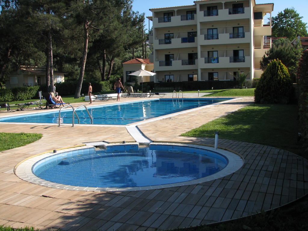 Hotel Azur Kriopigi Esterno foto