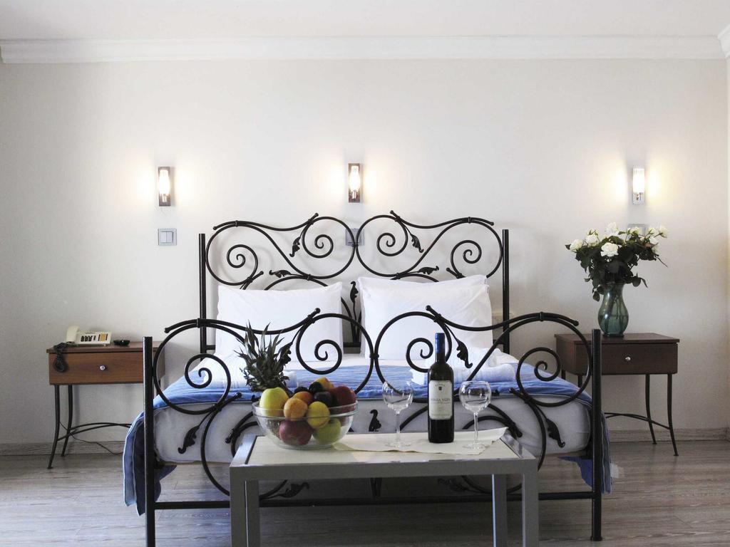 Hotel Azur Kriopigi Esterno foto