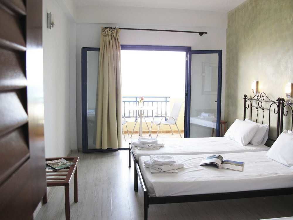Hotel Azur Kriopigi Esterno foto